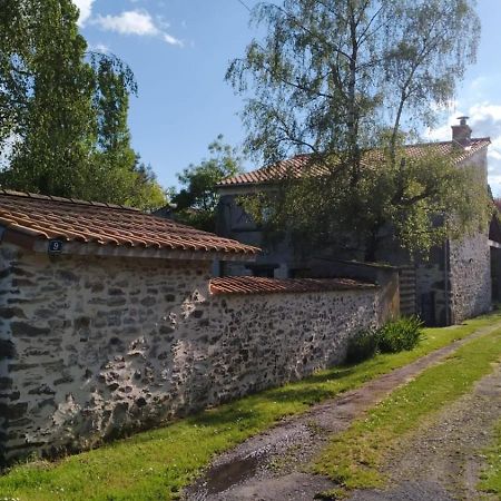 Maison A La Campagne Les Brouzils 外观 照片